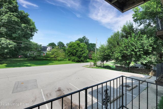 4028 Poplar Level Rd APT 7, Louisville, KY 40213