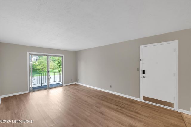 4028 Poplar Level Rd APT 7, Louisville, KY 40213