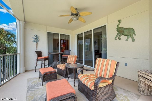 4864 Hampshire CT 203, Naples, FL 34112
