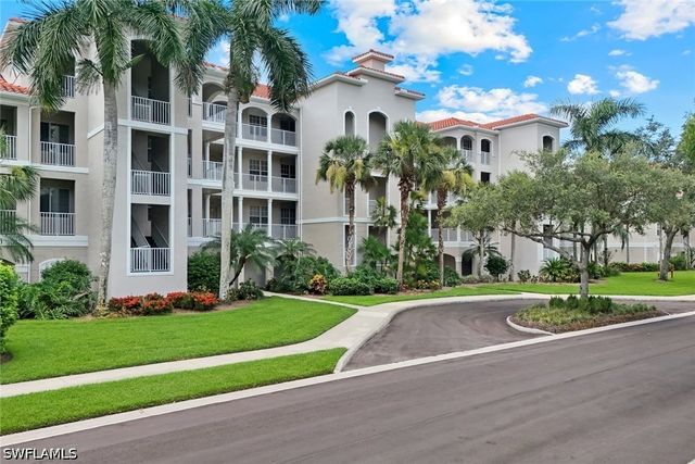 4864 Hampshire CT 203, Naples, FL 34112