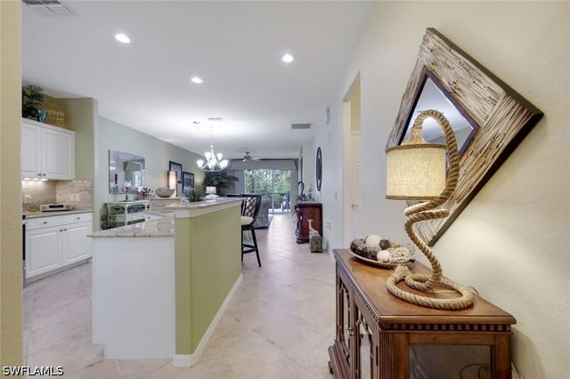 4864 Hampshire CT 203, Naples, FL 34112