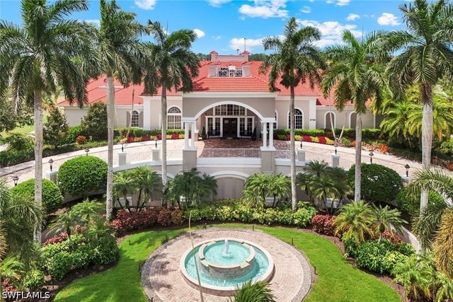 4864 Hampshire CT 203, Naples, FL 34112
