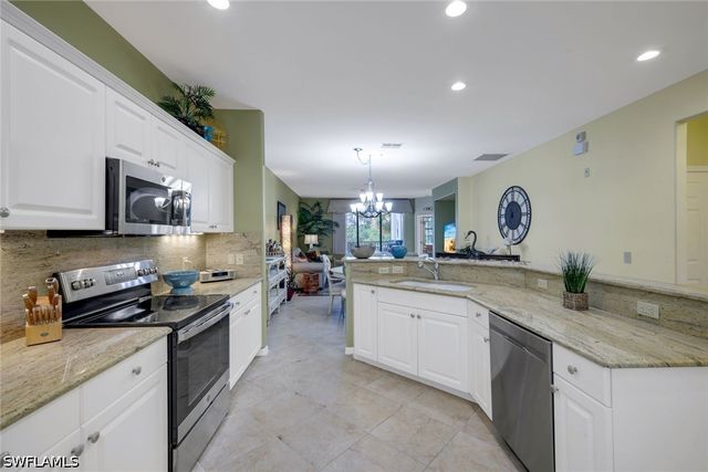 4864 Hampshire CT 203, Naples, FL 34112