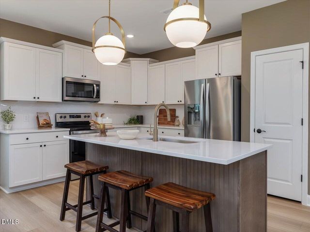 1565 Briar Brook Lane, Zebulon, NC 27597