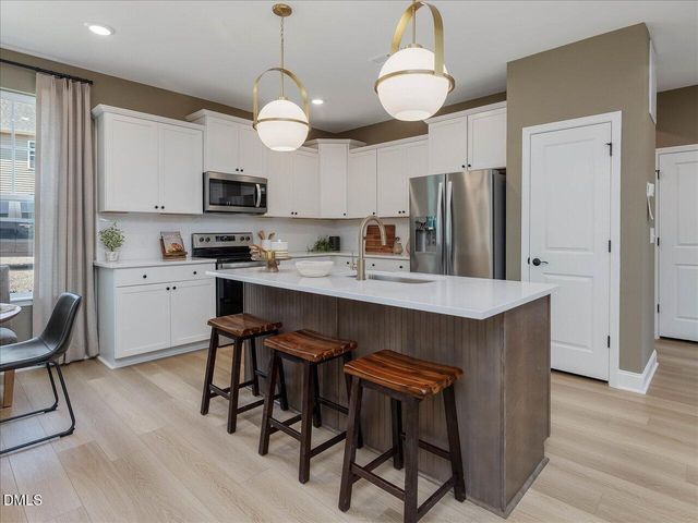1565 Briar Brook Lane, Zebulon, NC 27597