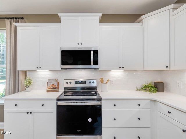1565 Briar Brook Lane, Zebulon, NC 27597