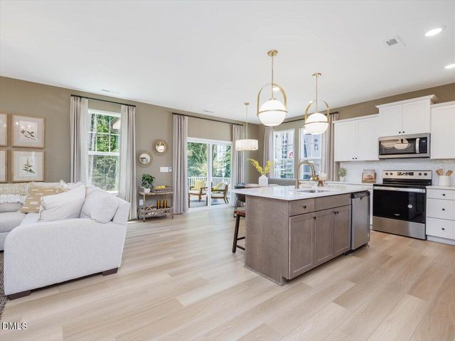 1565 Briar Brook Lane, Zebulon, NC 27597