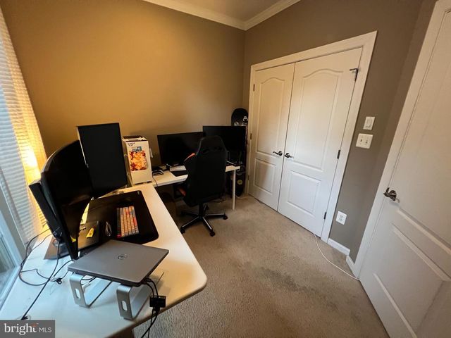8193 FALLS GROVE DRIVE, Manassas, VA 20111