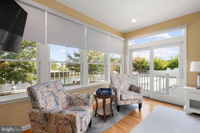 215 NAUTILUS DR, Long Beach Township, NJ 08008