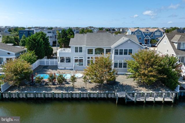 215 NAUTILUS DR, Long Beach Township, NJ 08008