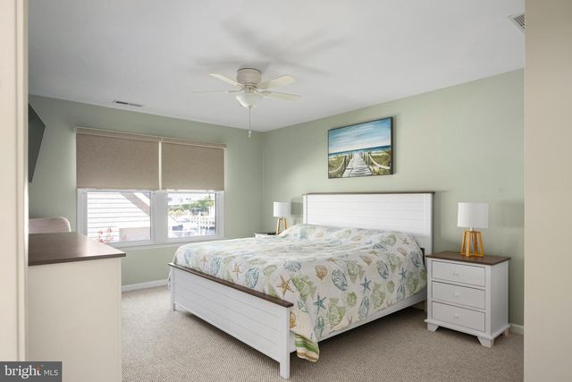 215 NAUTILUS DR, Long Beach Township, NJ 08008