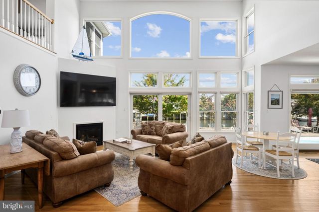 215 NAUTILUS DR, Long Beach Township, NJ 08008