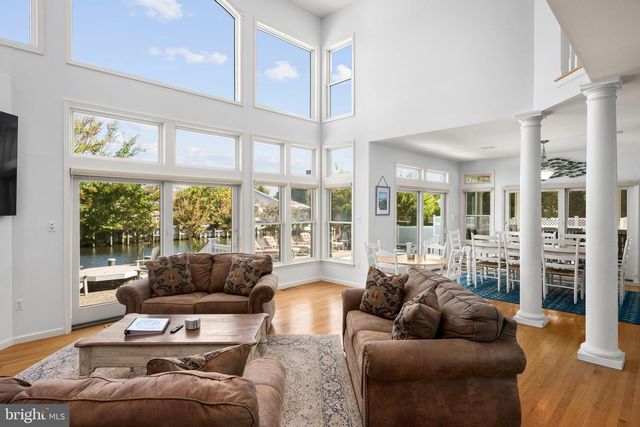 215 NAUTILUS DR, Long Beach Township, NJ 08008