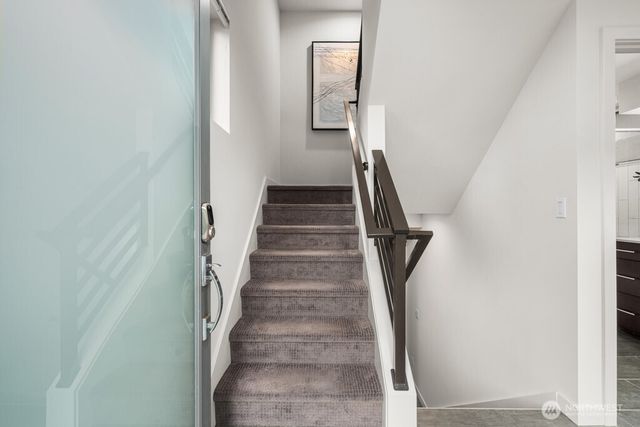 3818 B 23rd Avenue W, Seattle, WA 98199