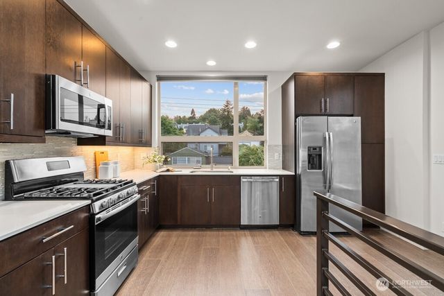 3818 B 23rd Avenue W, Seattle, WA 98199