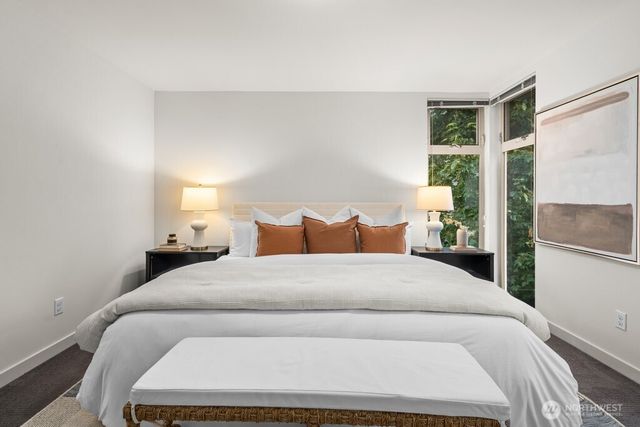 3818 B 23rd Avenue W, Seattle, WA 98199