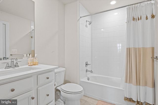13007 HATTONTOWN SQ, Herndon, VA 20171