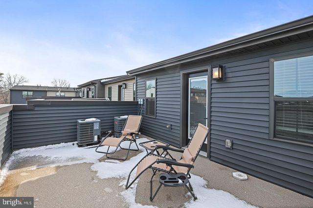 13007 HATTONTOWN SQ, Herndon, VA 20171