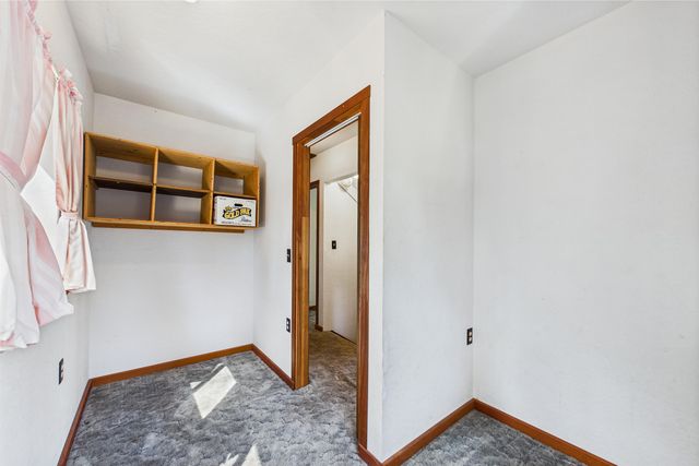 105 Buck Gulch Lane, Garberville, CA 95542