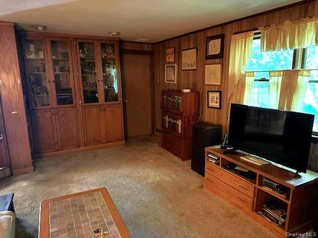 94 Arlington Road, Ronkonkoma, NY 11779