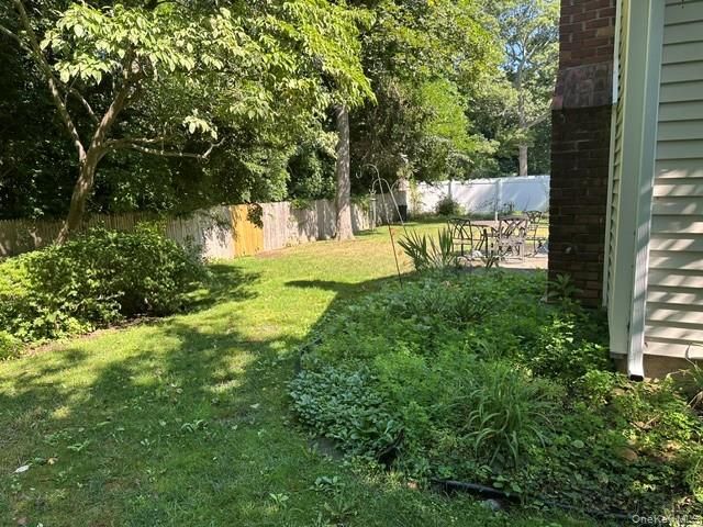 94 Arlington Road, Ronkonkoma, NY 11779