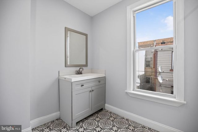 2505 S SHERIDAN ST, Philadelphia, PA 19148