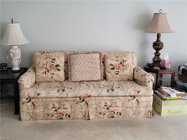 3950 Whispering Oaks PL, Virginia Beach, VA 23455