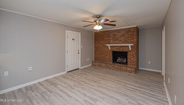 1011 Laurelwood Drive, Clinton, MS 39056