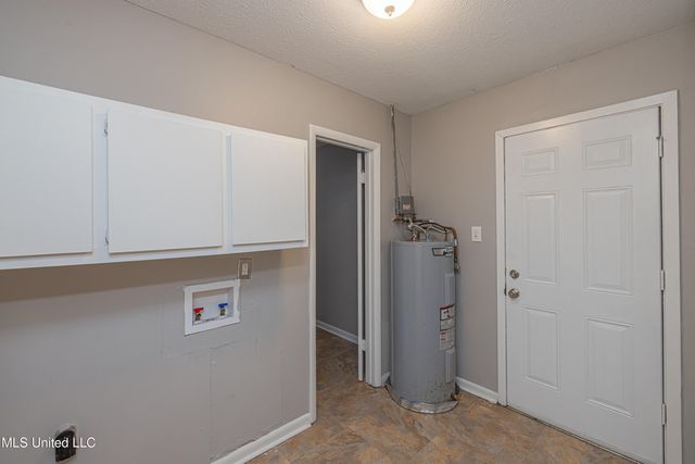 1011 Laurelwood Drive, Clinton, MS 39056