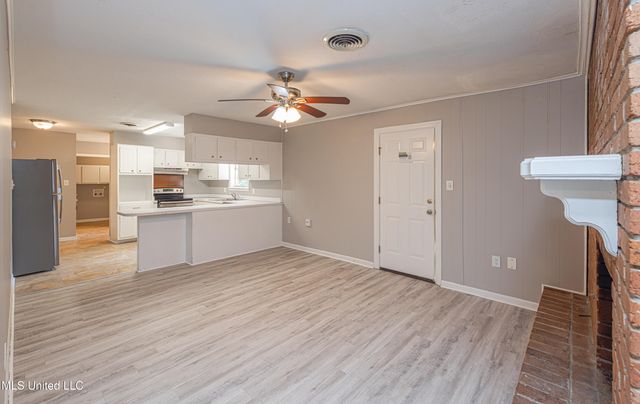 1011 Laurelwood Drive, Clinton, MS 39056