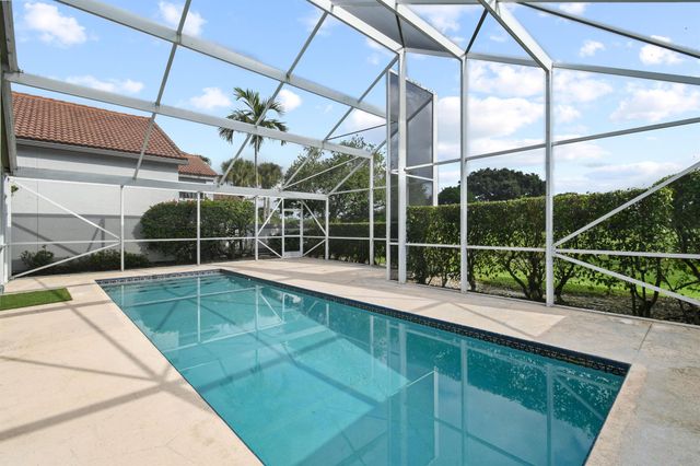 12848 Touchstone Place, Palm Beach Gardens, FL 33418