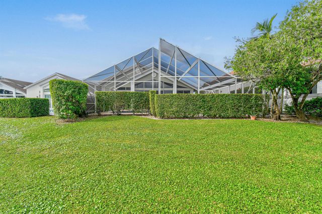 12848 Touchstone Place, Palm Beach Gardens, FL 33418