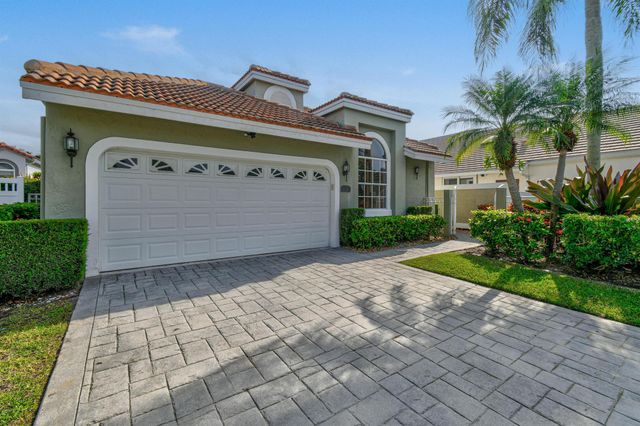 12848 Touchstone Place, Palm Beach Gardens, FL 33418