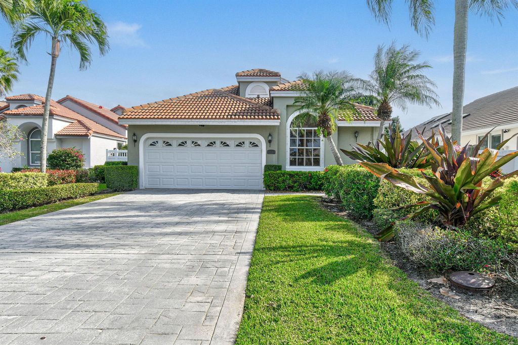 12848 Touchstone Place, Palm Beach Gardens, FL 33418