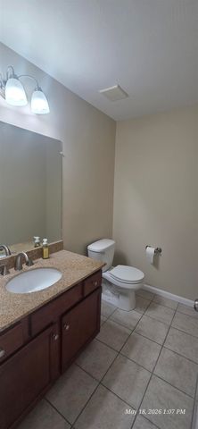 38 Maple St Unit 6, Derry, NH 03038