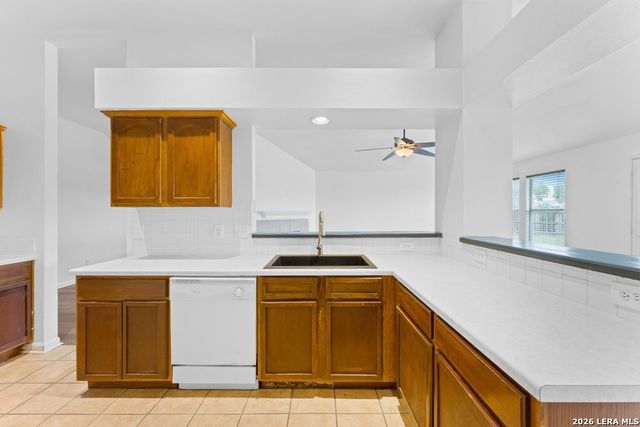 8403 Pigeonberry Drive, Converse, TX 78109