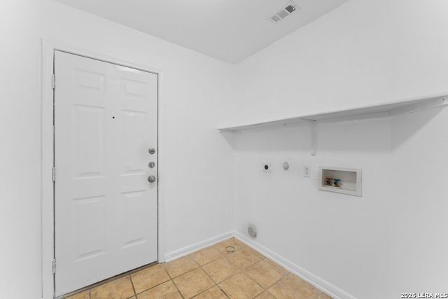 8403 Pigeonberry Drive, Converse, TX 78109