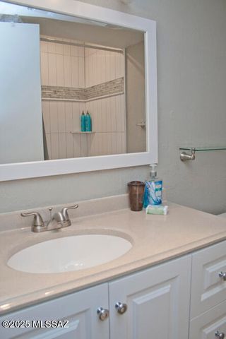 8450 E Old Spanish Trl Apt 130, Tucson, AZ 85710