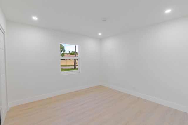 413 N WARE Drive, West Palm Beach, FL 33409