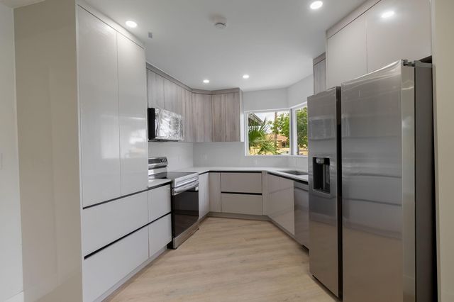 413 N WARE Drive, West Palm Beach, FL 33409