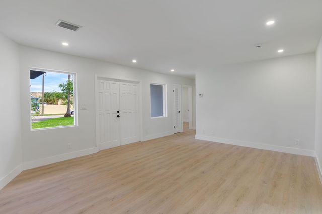 413 N WARE Drive, West Palm Beach, FL 33409