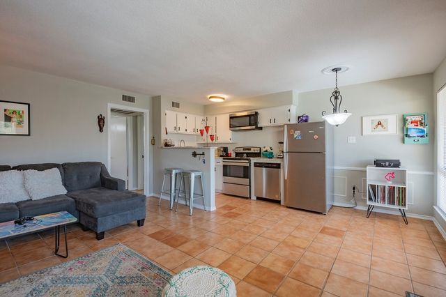 5000 Bowser Avenue 211, Dallas, TX 75209