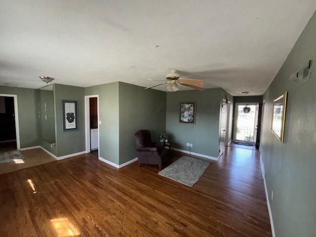 638 Carl, Salina, KS 67401