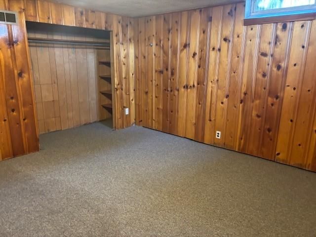 638 Carl, Salina, KS 67401