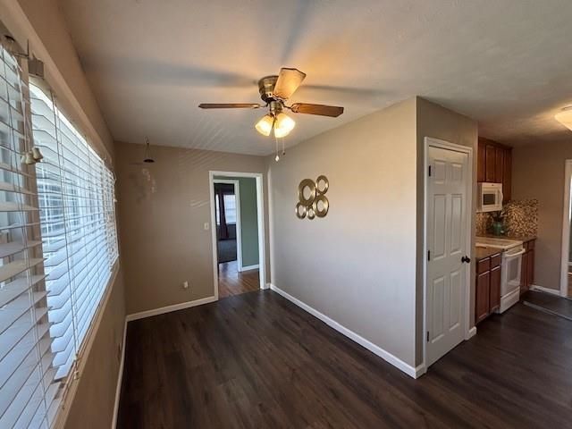 638 Carl, Salina, KS 67401