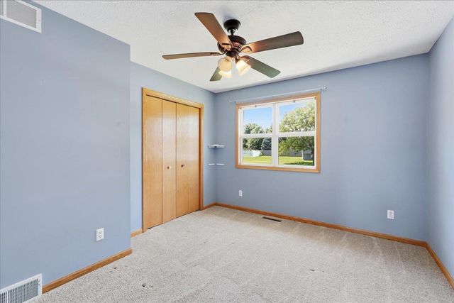 592 Abey Drive, Evansville, WI 53536