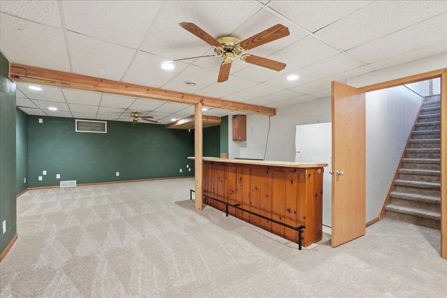 592 Abey Drive, Evansville, WI 53536