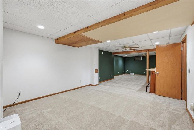 592 Abey Drive, Evansville, WI 53536