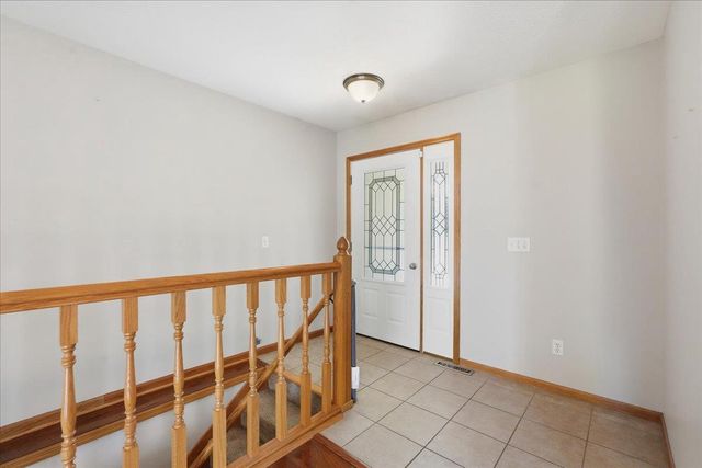 592 Abey Drive, Evansville, WI 53536