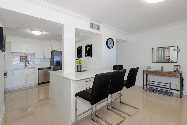 2101 S Ocean Drive 701, Hollywood, FL 33019